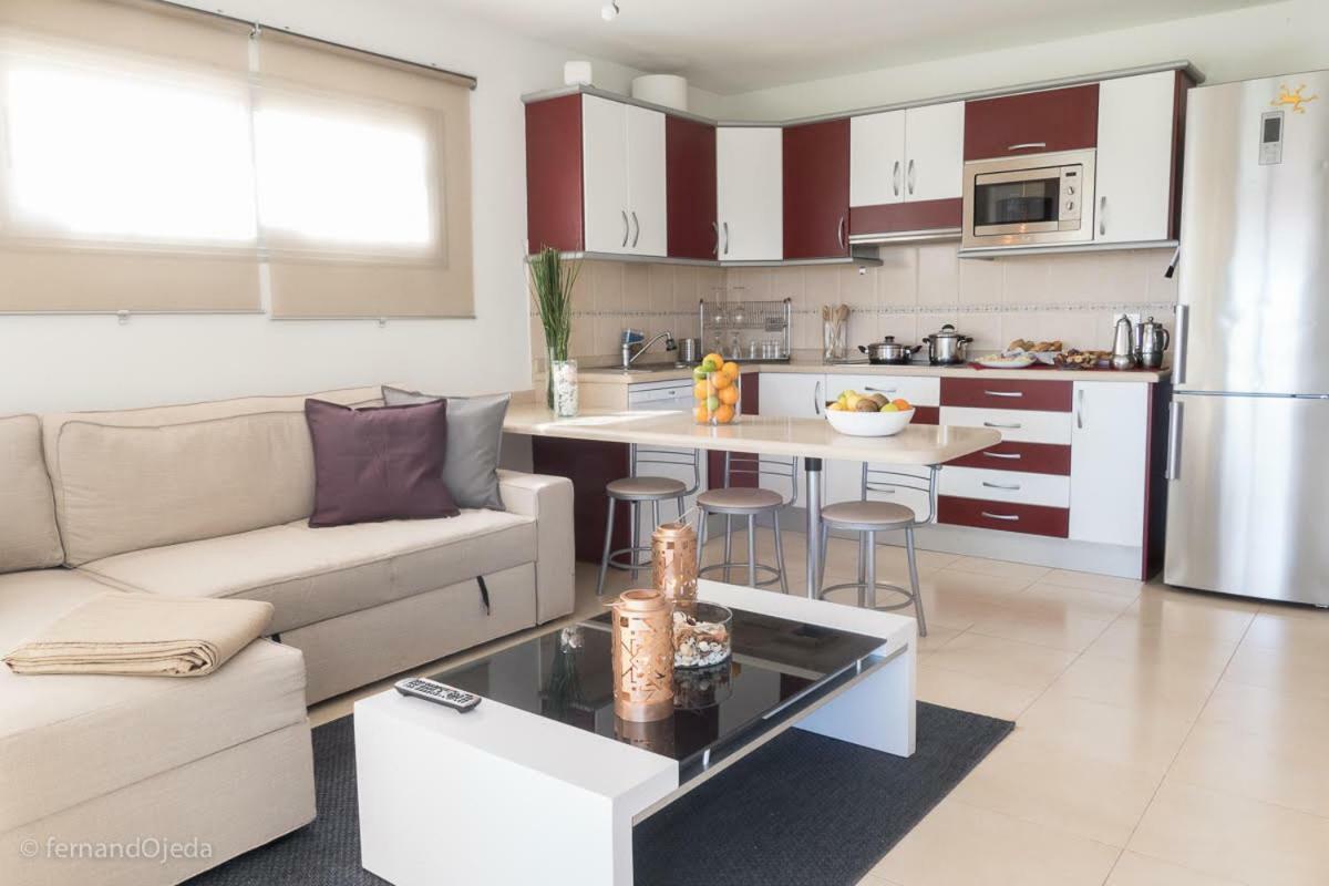 First Line Seaside Apartment San Agustin  Bagian luar foto