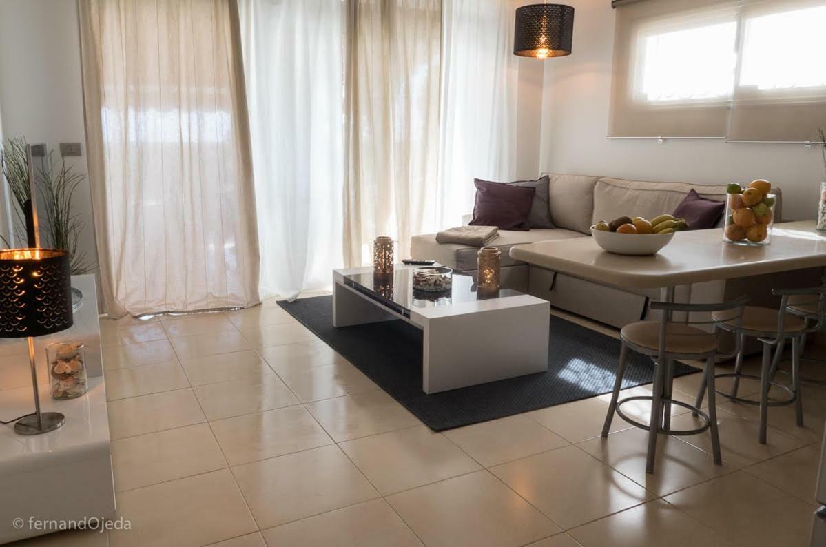 First Line Seaside Apartment San Agustin  Bagian luar foto