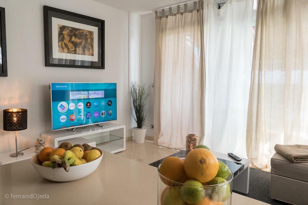 First Line Seaside Apartment San Agustin  Bagian luar foto